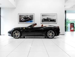 Schwarz Gebraucht 2010 Ferrari California Cabrio | 105.000 € (Teuer)