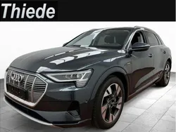 Manhattangrau metallic Gebraucht 2022 Audi e-tron Advanced SUV | 25.750 € (Superpreis)