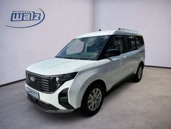 Frostweiß Gebraucht 2024 Ford Tourneo Courier Titanium Van / Kleinbus | 25.890 € (Fairer Preis)