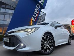 Weiß Gebraucht 2023 Toyota Corolla Hybrid Team Limousine | 14.990 € (Guter Preis)