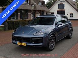 Blau Gebraucht 2017 Porsche Cayenne Turbo Sport SUV | 57.900 €