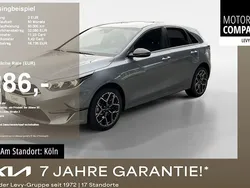 Silber Neu 2025 Kia Ceed 4 Limousine | 26.980 € (Fairer Preis)