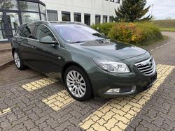Grün Gebraucht 2009 Opel Insignia Kombi | 2.490 € (Superpreis)