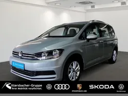 Oyster silver metallic Gebraucht 2024 VW Touran Comfortline Van / Kleinbus | 29.970 € (Guter Preis)