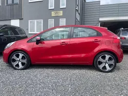 Rot Gebraucht 2012 Kia Rio Spirit Kleinwagen | 4.990 € (Fairer Preis)