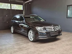 Obsidianschwarz metalliclack Gebraucht 2014 Mercedes C200 Kombi | 14.999 € (Fairer Preis)