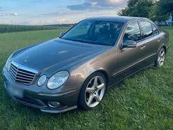 Braun Gebraucht 2008 Mercedes E280 AMG Limousine | 6.500 € (Teuer)