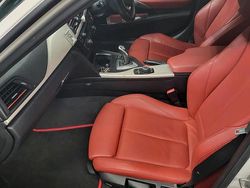 Weiß Gebraucht 2017 BMW 330 M Sport Kombi | 9.800 €