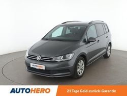 Grau Gebraucht 2019 VW Touran Comfortline Van / Kleinbus | 19.940 € (Superpreis)