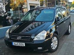 Schwarz Gebraucht 2009 Kia Carnival Van / Kleinbus | 5.700 € (Etwas zu teuer)
