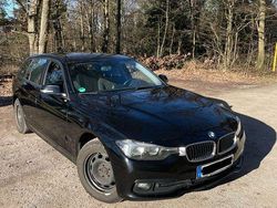Schwarz Gebraucht 2016 BMW 318 Kombi | 7.400 € (Guter Preis)