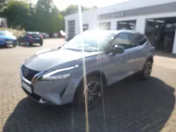 Grau Gebraucht 2023 Nissan Qashqai Tekna SUV | 46.230 €