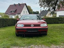 Rot Gebraucht 1998 VW Golf IV Kleinwagen | 1.300 € (Guter Preis)