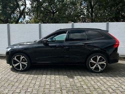 Schwarz Gebraucht 2021 Volvo XC60 R-Design SUV | 32.800 € (Superpreis)