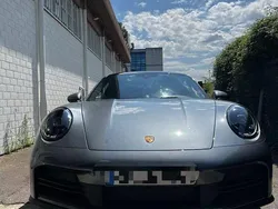 Grau Gebraucht 2024 Porsche 911 Carrera Coupé | 133.000 € (Fairer Preis)