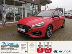 Engine red Gebraucht 2024 Hyundai i30 GO! Limousine | 24.380 € (Fairer Preis)