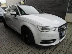 Weiß metallic Gebraucht 2013 Audi A3 Ambition Limousine | 14.985 € (Etwas zu teuer)