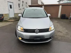 Silber Gebraucht 2011 VW Golf Plus Cross Van / Kleinbus | 7.999 € (Fairer Preis)