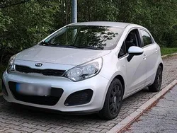 Grau Gebraucht 2025 Kia Rio 3 Kleinwagen | 5.000 €