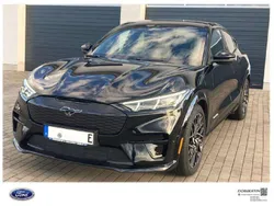 Iridiumschwarz metallic Gebraucht 2022 Ford Mustang Mach-E GT SUV | 49.940 € (Etwas zu teuer)