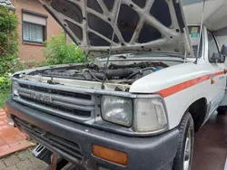 Weiß Gebraucht 1989 Toyota HiLux Abholung | 9.300 €