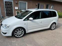 Weiß Gebraucht 2008 VW Touran Highline Van / Kleinbus | 6.800 € (Teuer)