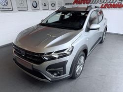 Hellgrau (metallic) Gebraucht 2021 Dacia Sandero Comfort Kleinwagen | 12.490 € (Fairer Preis)
