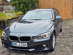 Grau Gebraucht 2014 BMW 318 Sport Line Kombi | 10.500 € (Etwas zu teuer)