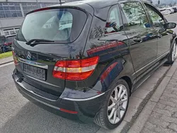 Kosmosschwarz metalliclack Gebraucht 2008 Mercedes B200 Van / Kleinbus | 2.699 € (Superpreis)