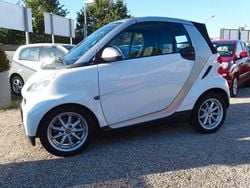 Weiß Gebraucht 2009 Smart ForTwo Coupé Cabrio | 5.480 € (Fairer Preis)