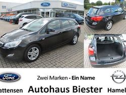 Schwarz Gebraucht 2012 Opel Astra Selection Kombi | 5.950 € (Teuer)