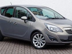 Grau Gebraucht 2012 Opel Meriva Innovation Van / Kleinbus | 7.490 € (Fairer Preis)