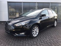 Schwarz Gebraucht 2016 Ford Focus Titanium Kombi | 9.100 € (Fairer Preis)