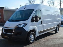 Weiß Gebraucht 2024 Peugeot Boxer Van | 19.900 € (Guter Preis)