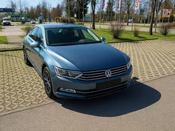 Blau Gebraucht 2016 VW Passat Limousine | 13.100 € (Fairer Preis)