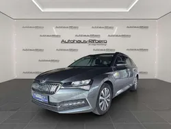 Graphitegrau metallic Gebraucht 2022 Skoda Superb Ambition Kombi | 17.890 € (Guter Preis)