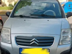 Silber Gebraucht 2009 Citroën C2 Kleinwagen | 680 €
