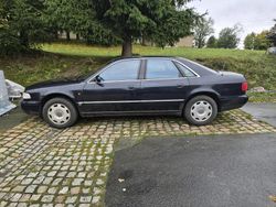 Blau Gebraucht 1994 Audi A8 Limousine | 4.000 €