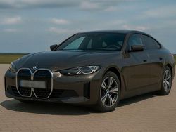 Grau Gebraucht 2023 BMW i4 Shadowline Limousine | 36.300 € (Superpreis)