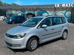 Silber Gebraucht 2011 VW Touran Van / Kleinbus | 6.399 € (Superpreis)