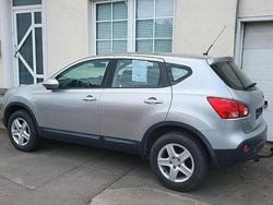 Silber Gebraucht 2009 Nissan Qashqai SUV | 5.999 € (Fairer Preis)