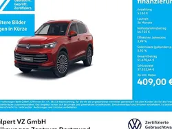Persimmon red metallic Gebraucht 2024 VW Tiguan Elegance SUV | 51.888 € (Guter Preis)