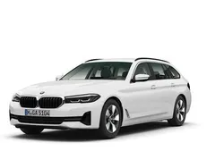Weiß Gebraucht 2022 BMW 530 Kombi | 31.860 € (Guter Preis)