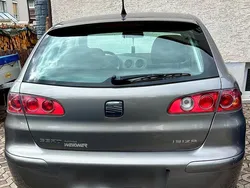Silber Gebraucht 2003 Seat Ibiza Limousine | 2.500 € (Etwas zu teuer)