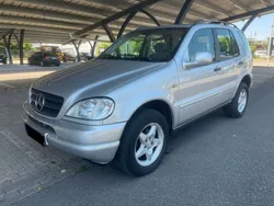 Silber Gebraucht 2000 Mercedes ML270 SUV | 1.900 € (Superpreis)
