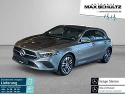 Metalliclack mountaingrau Gebraucht 2024 Mercedes A180 Limousine | 27.980 € (Guter Preis)
