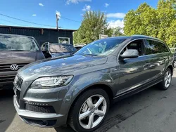 Grau Gebraucht 2009 Audi Q7 S-Line SUV | 12.999 € (Etwas zu teuer)