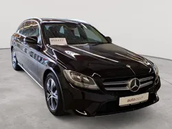 Schwarz Gebraucht 2020 Mercedes C180 Avantgarde Kombi | 20.290 € (Guter Preis)