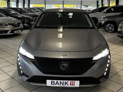 Grau Gebraucht 2023 Peugeot 308 Active Limousine | 19.700 € (Fairer Preis)