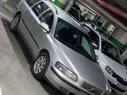 Silber Gebraucht 2002 Volvo V70 Kombi | 900 € (Guter Preis)